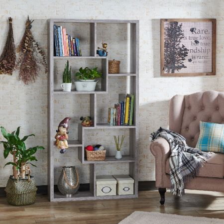 Если вы хотите поставить горшок с цветами для романтического украшения, это тоже очень подойдет.